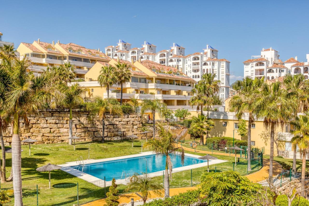 Hanami Puerto Alto Pa 3-1 Estepona Esterno foto